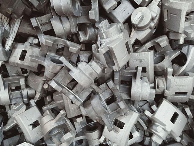 Ποια είναι η περιεκτικότητα σε άνθρακα των χυτών από όλκιμο σίδηρο;